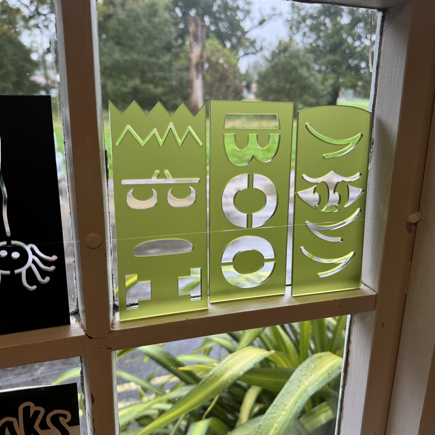 Halloween Fun: Silhouette Plaques